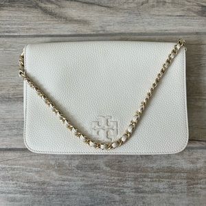 White Tory Burch crossbody/shoulder bag.